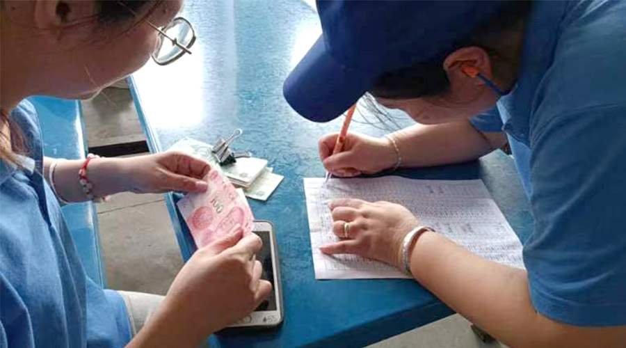 情系職工！金環(huán)電器為員工發(fā)放中秋暖心福利